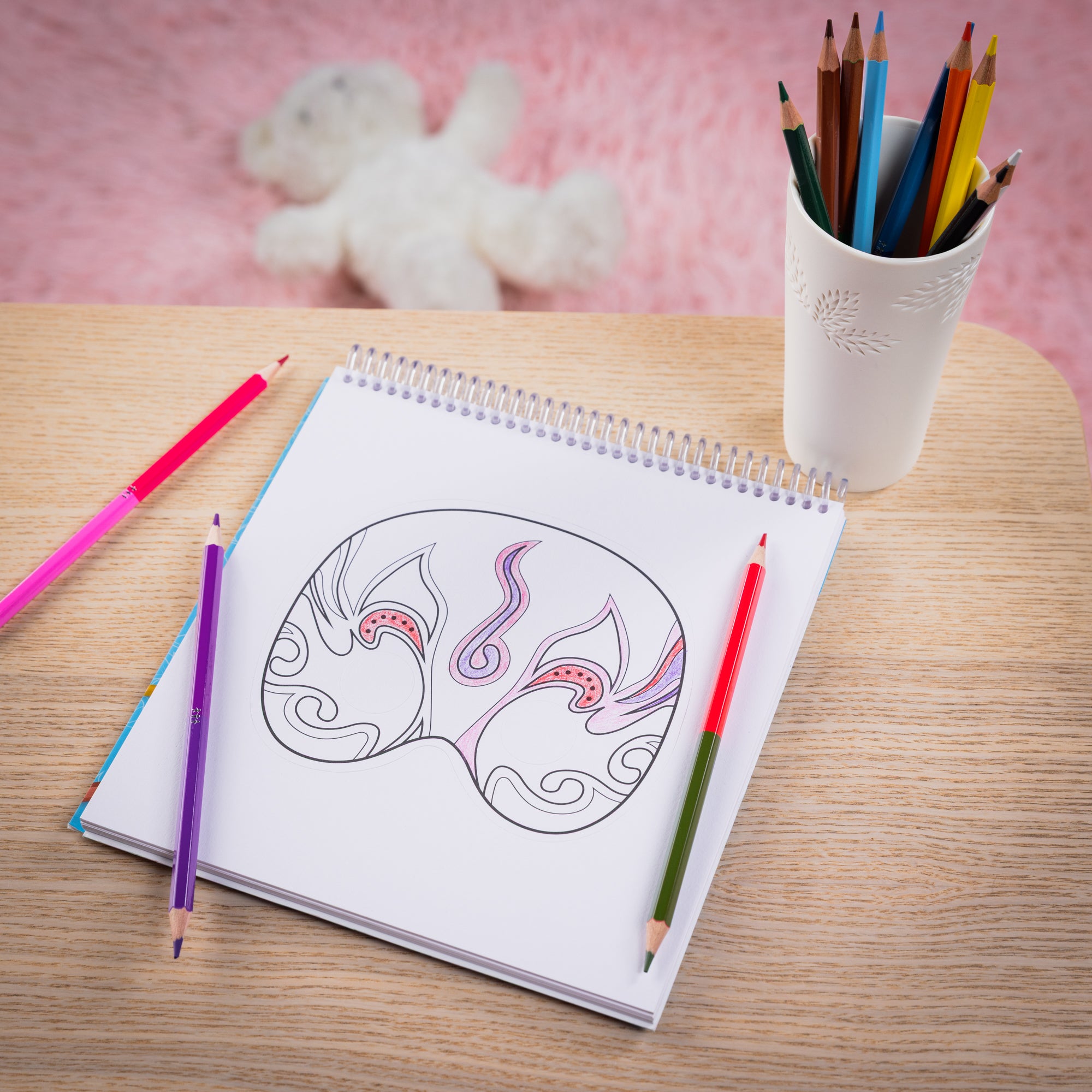 Carnet de 12 masques à découper